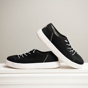 HEY DUDE Cody Sport Sneakers Shoes Mens Size 12 Black White Slip On - Worn Once!